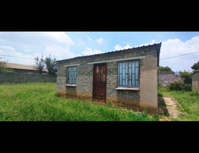 2 BEDROOM HOUSE FOR SALE IN DAVEYTON CENTRAL